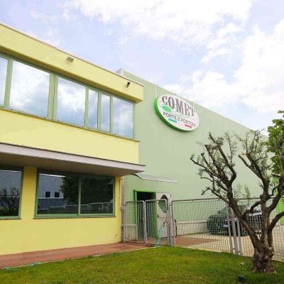 Esterno dell'azienda Comet srl
