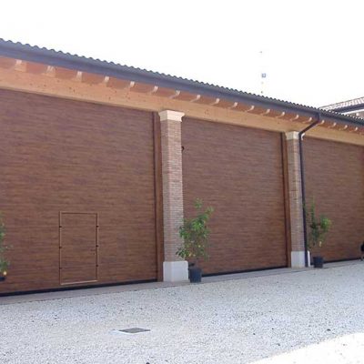 Portoni sezionali residenziali